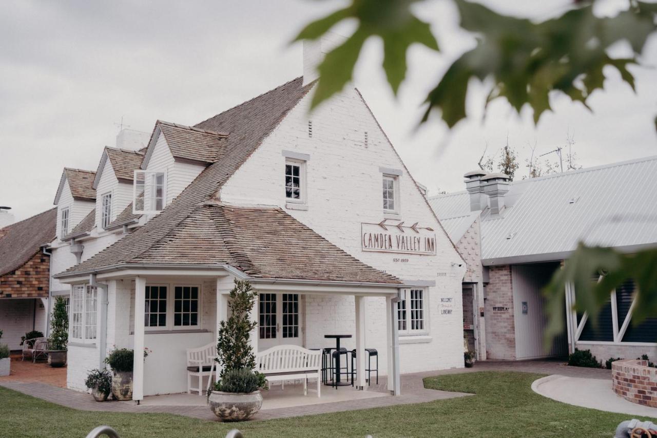 Camden Valley Inn Exterior photo